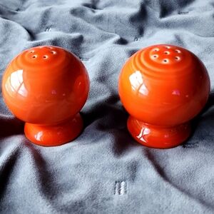 Homer Laughlin Fiestaware Bold Orange Shaker Set